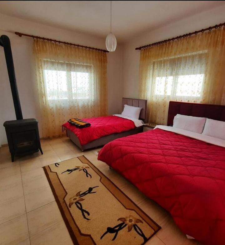 Sun& Relax Home Korça Kültér fotó